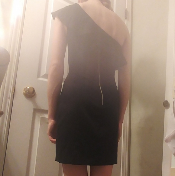 Black H&M cocktail dress - Picture 5 of 5